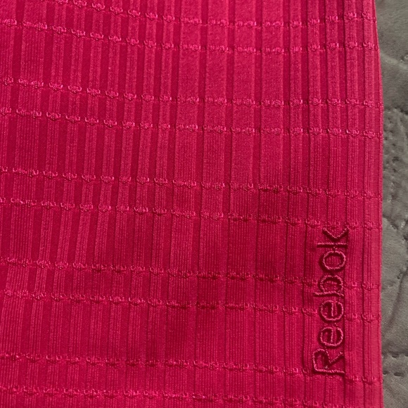 Reebok Racerback Tank. XS - Picture 3 of 4